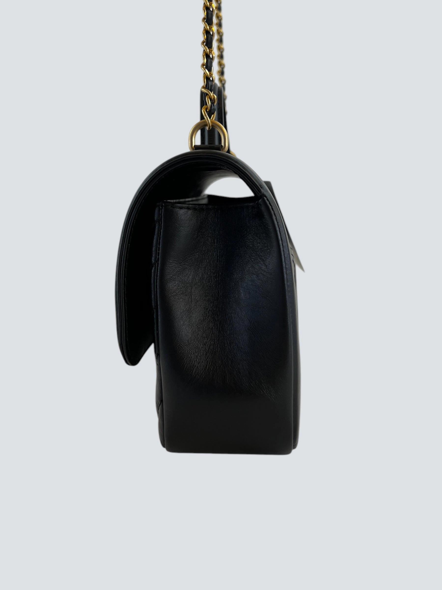 Chanel Black Calfskin Leather CC Chevron Flap  Handbag
