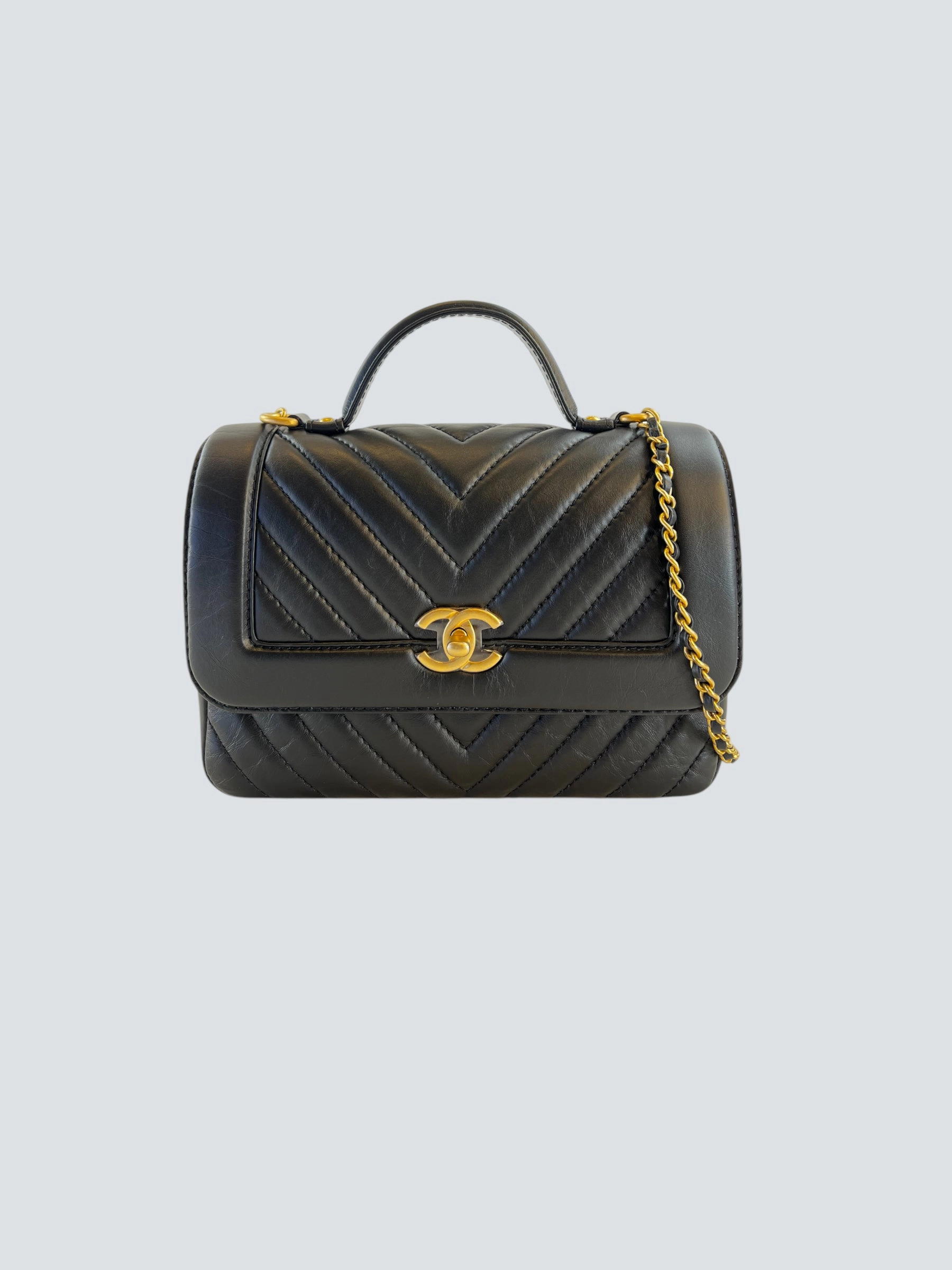 Chanel Black Calfskin Leather CC Chevron Flap  Handbag