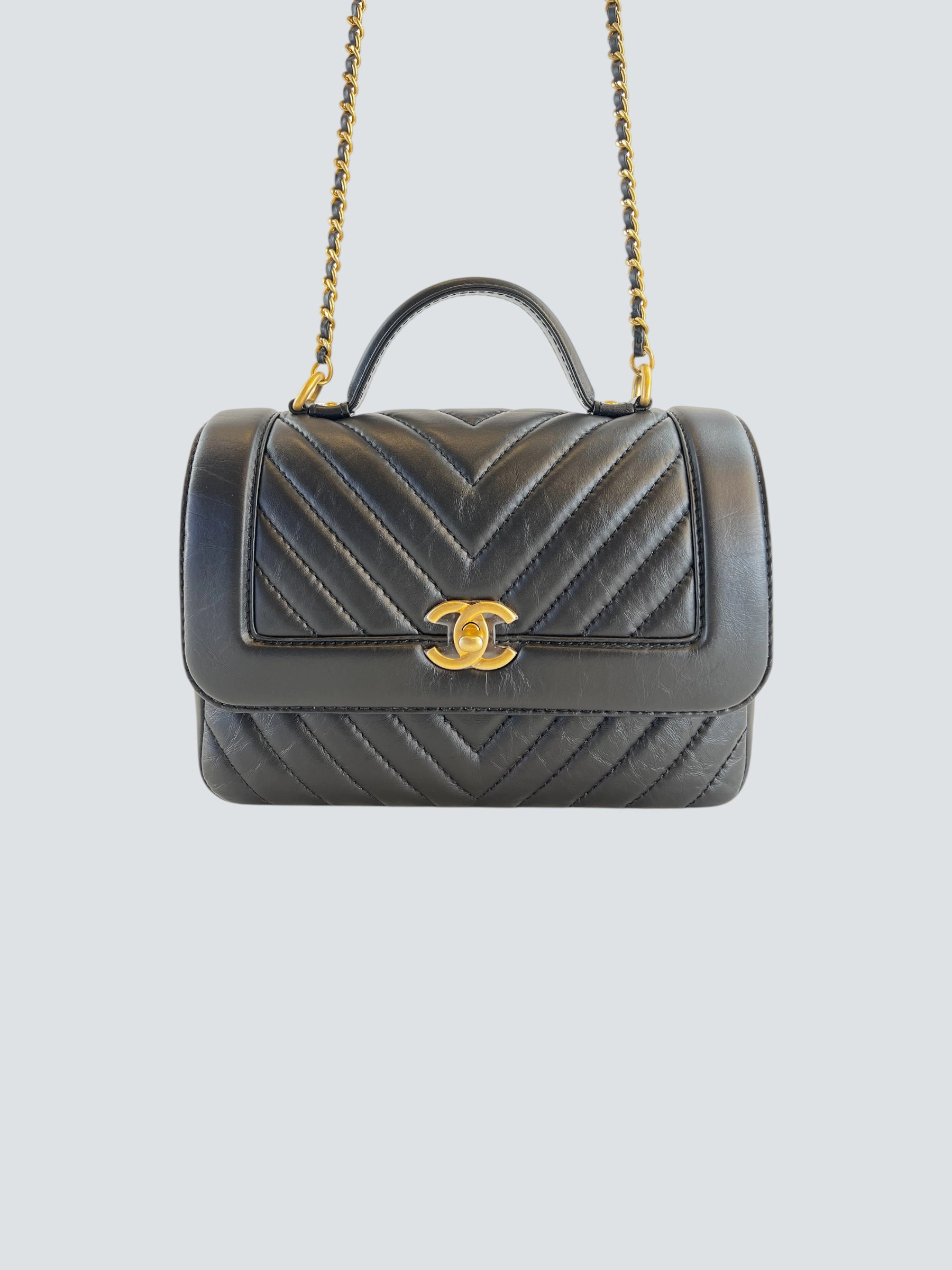 Chanel Black Calfskin Leather CC Chevron Flap  Handbag
