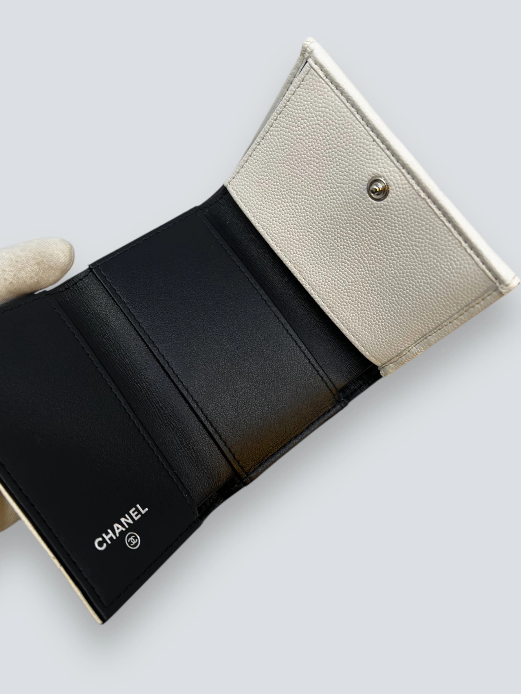 Chanel White Caviar Leather Cambon Wallet
