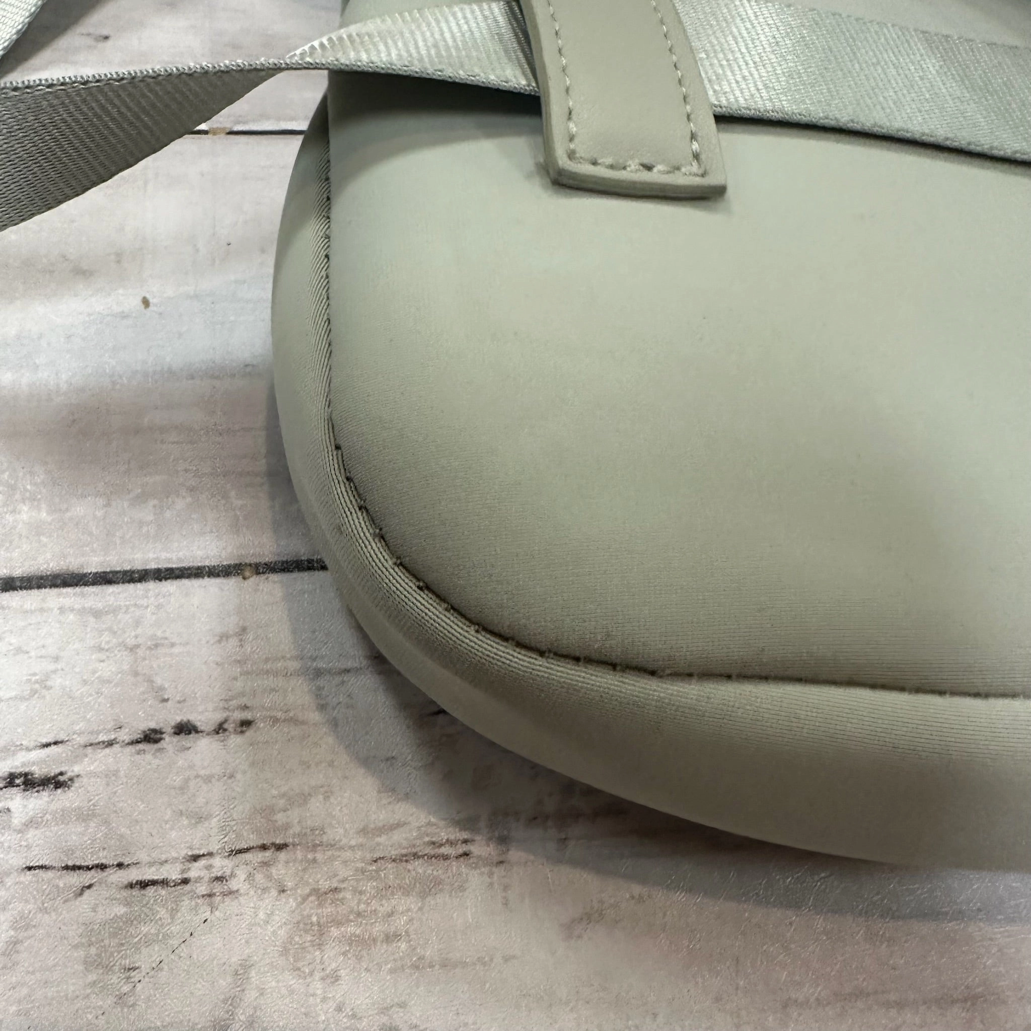 Crossbody By Clothes Mentor, Size: Small