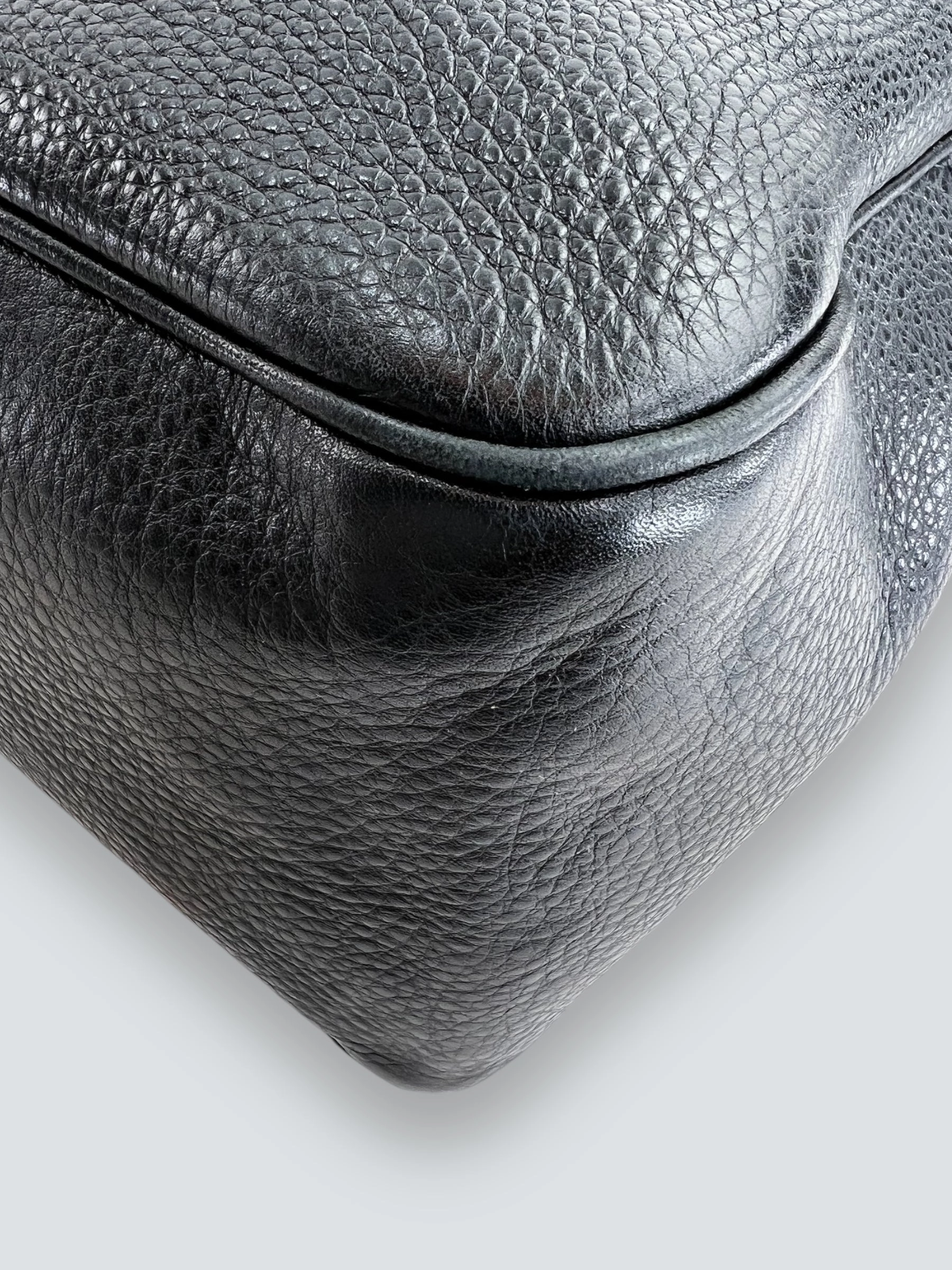Gucci Black Leather Soho Tote