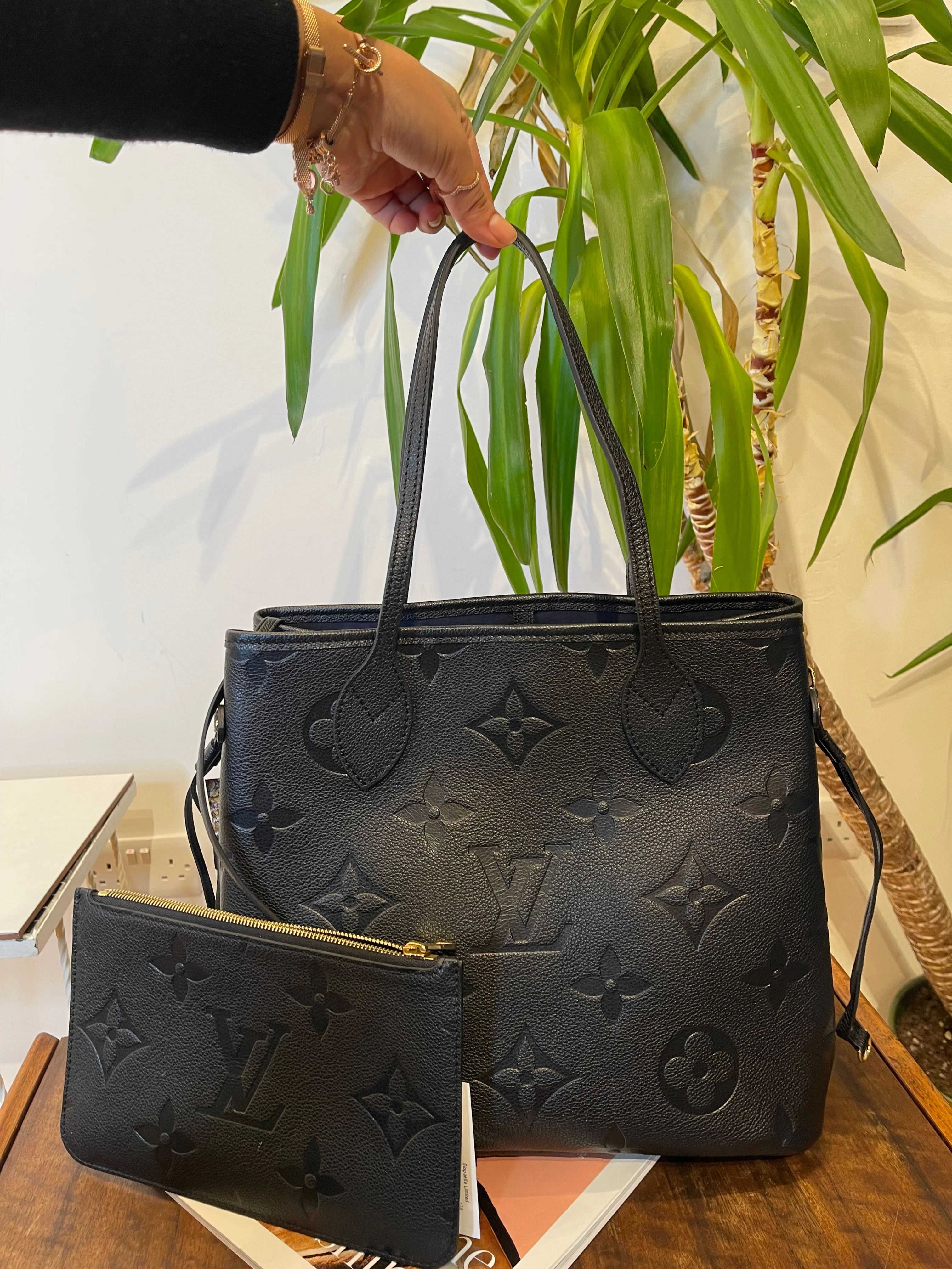 Louis Vuitton Black Empreinte Leather Neverfull MM
