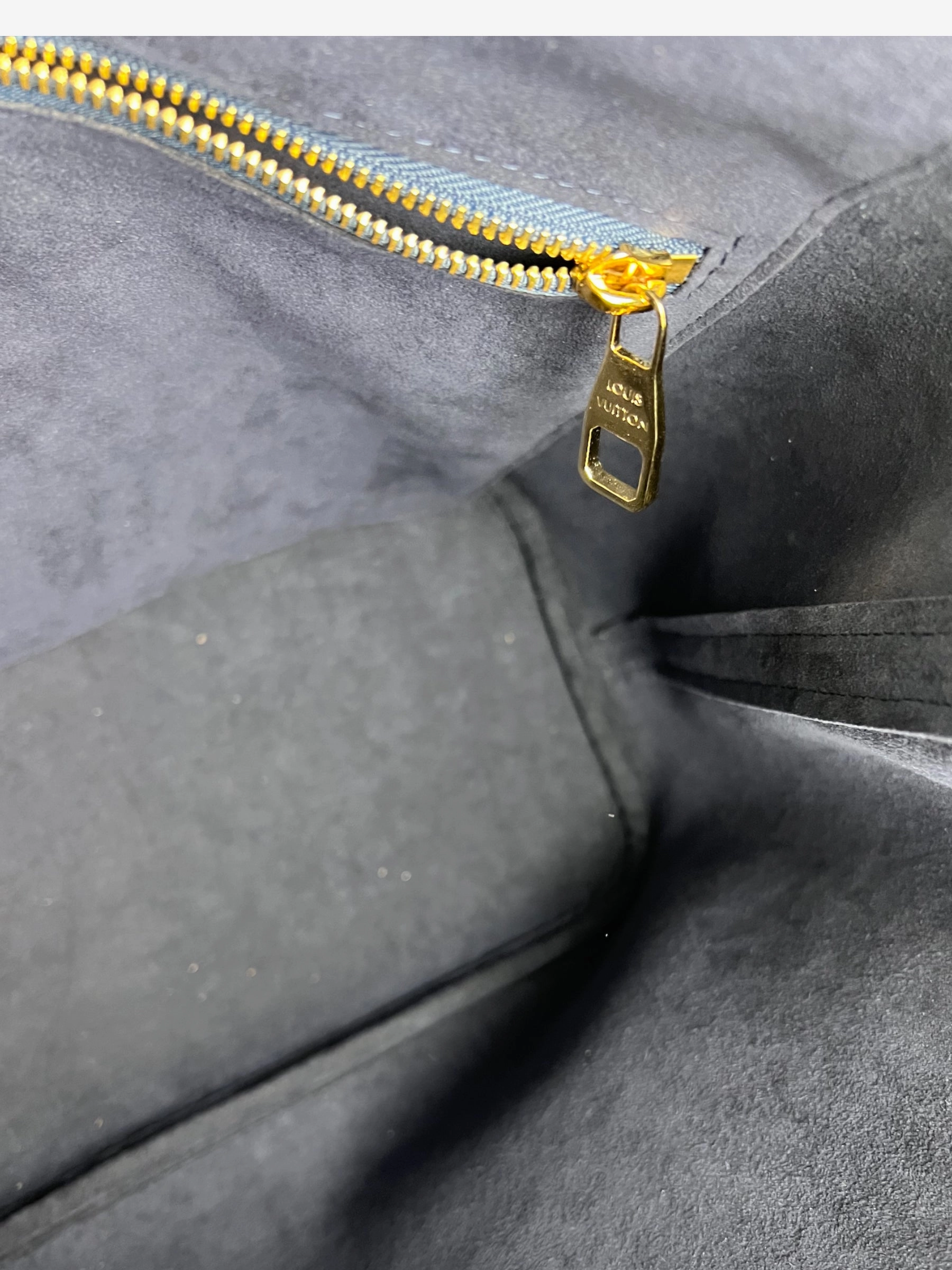 Louis Vuitton Black Empreinte Leather Neverfull MM