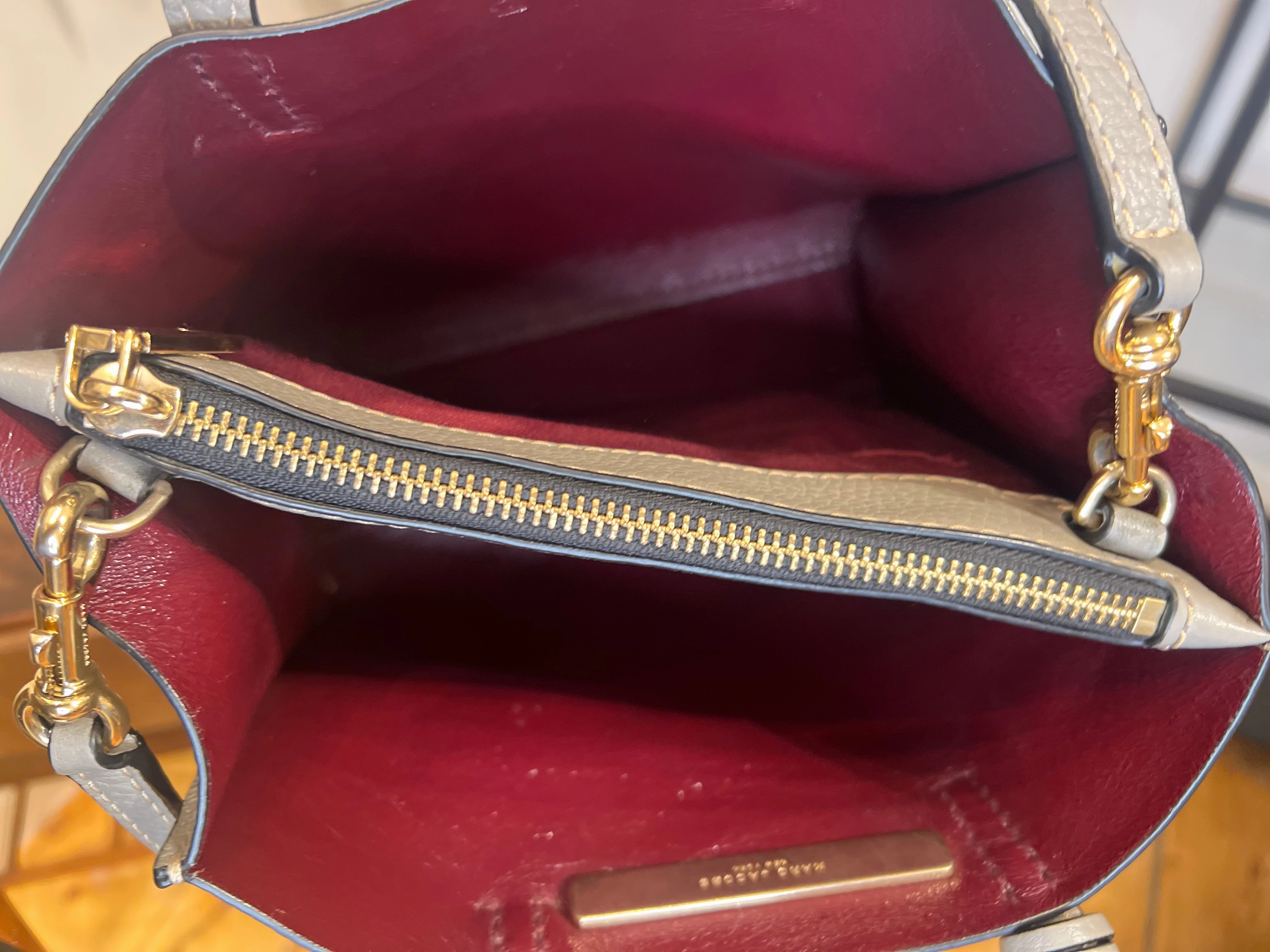 Marc Jacobs Grey Pebbled Leather Mini Grind Crossbody Tote