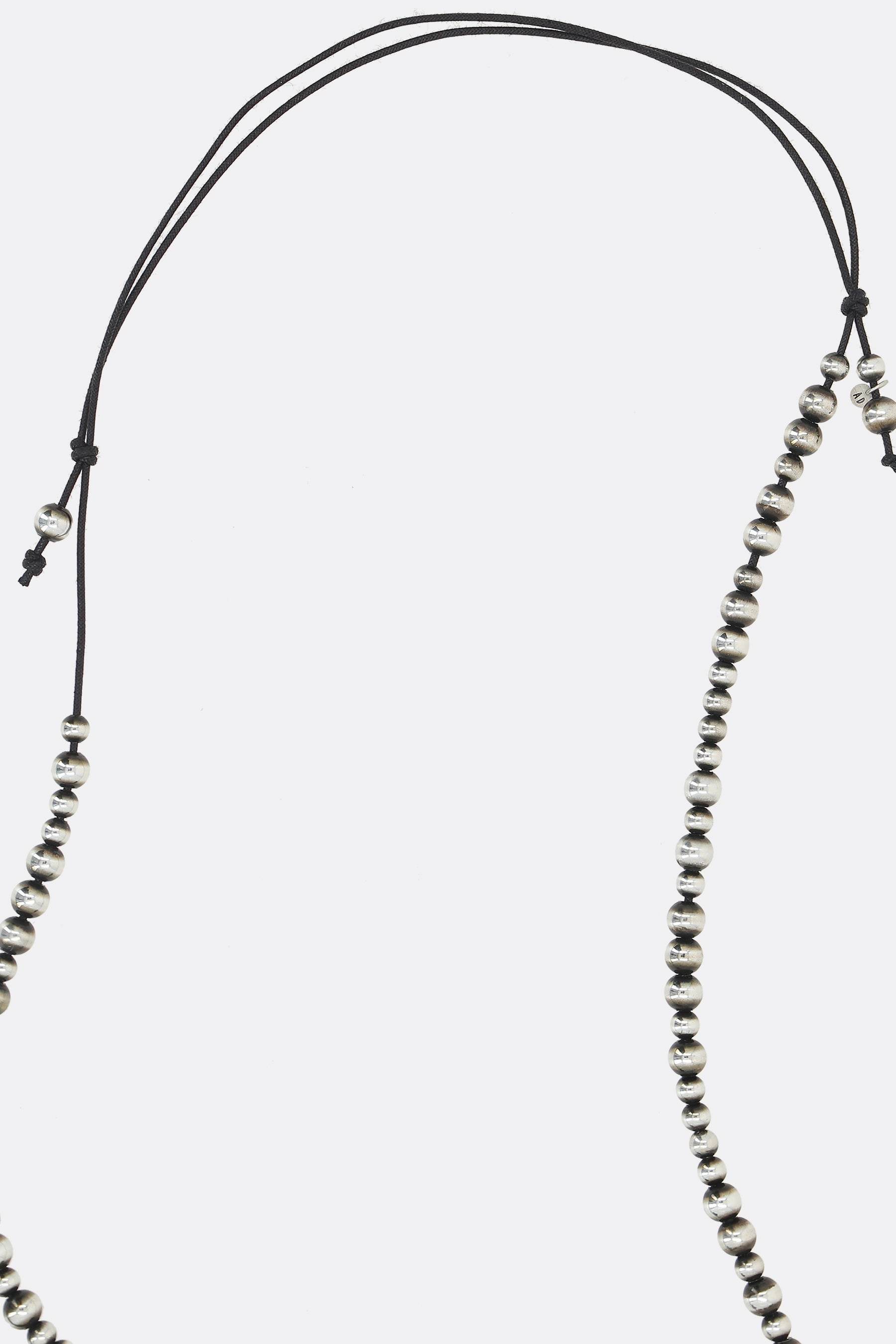 Sindri necklace in cord with spheres