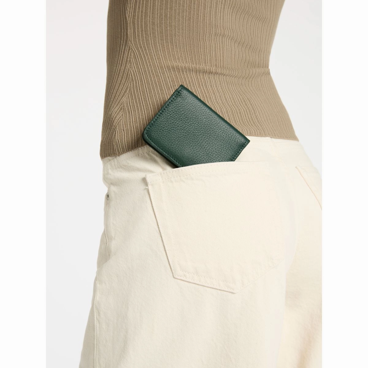 STATUS ANXIETY -  Miles Away Leather Card Holder Wallet
