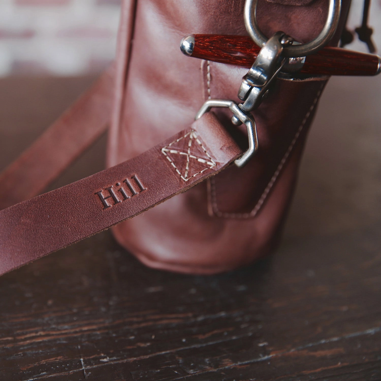 The Muscadine Personalized Fine Leather Wine Tote Wine Bottle Carrier Bag