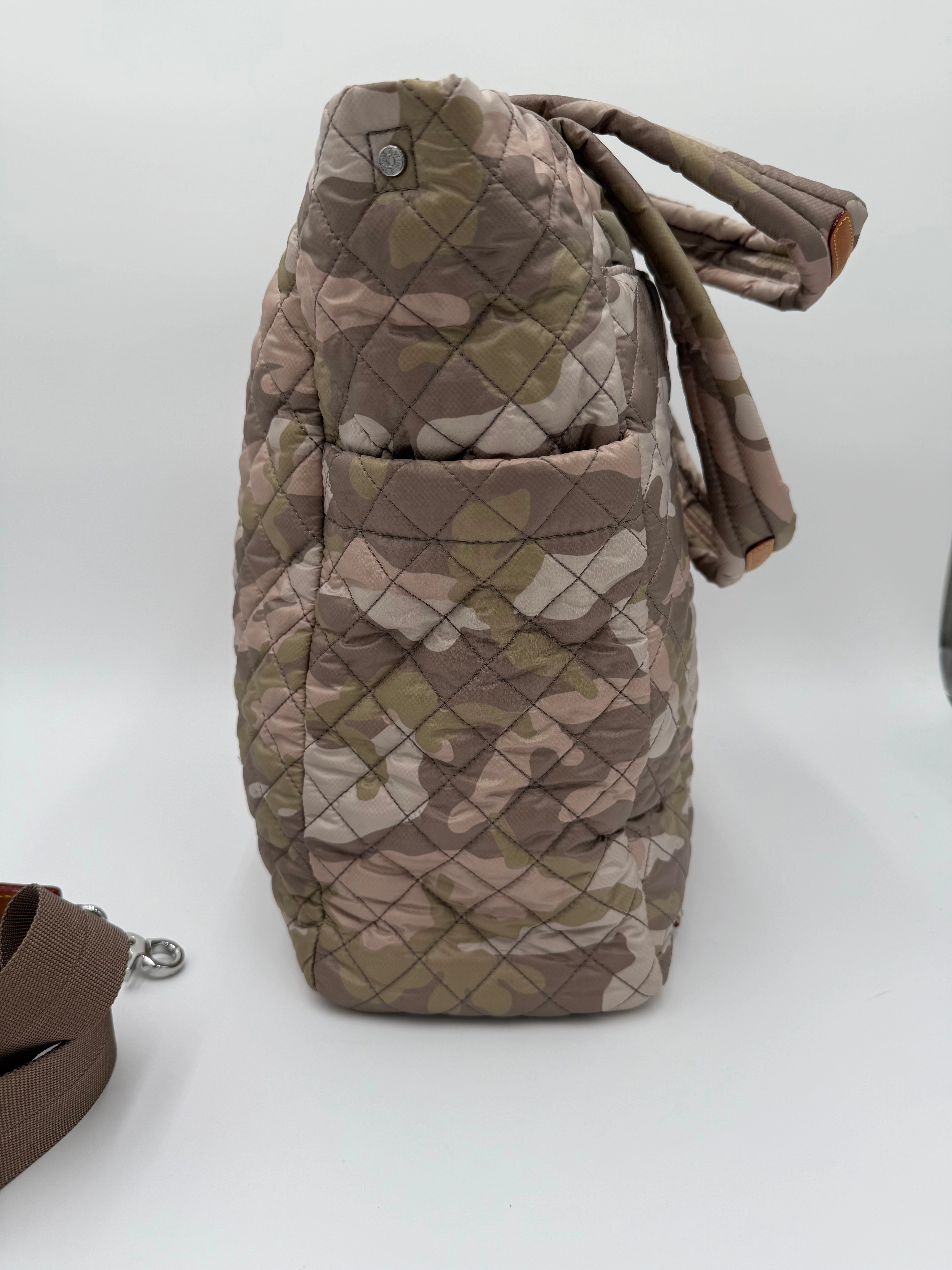 Tote Designer By Mz Wallace, Size: Medium