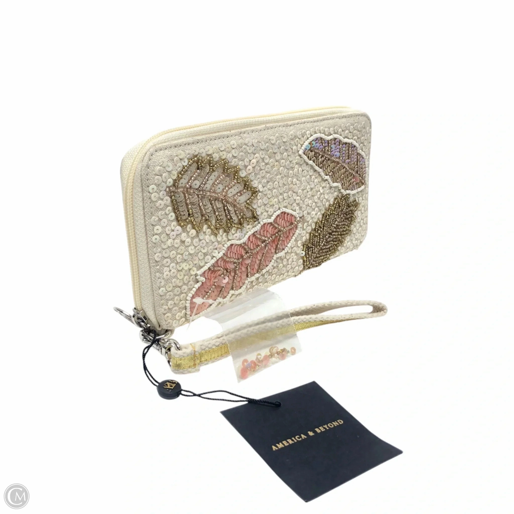 Wallet By Clothes Mentor, Size: Medium