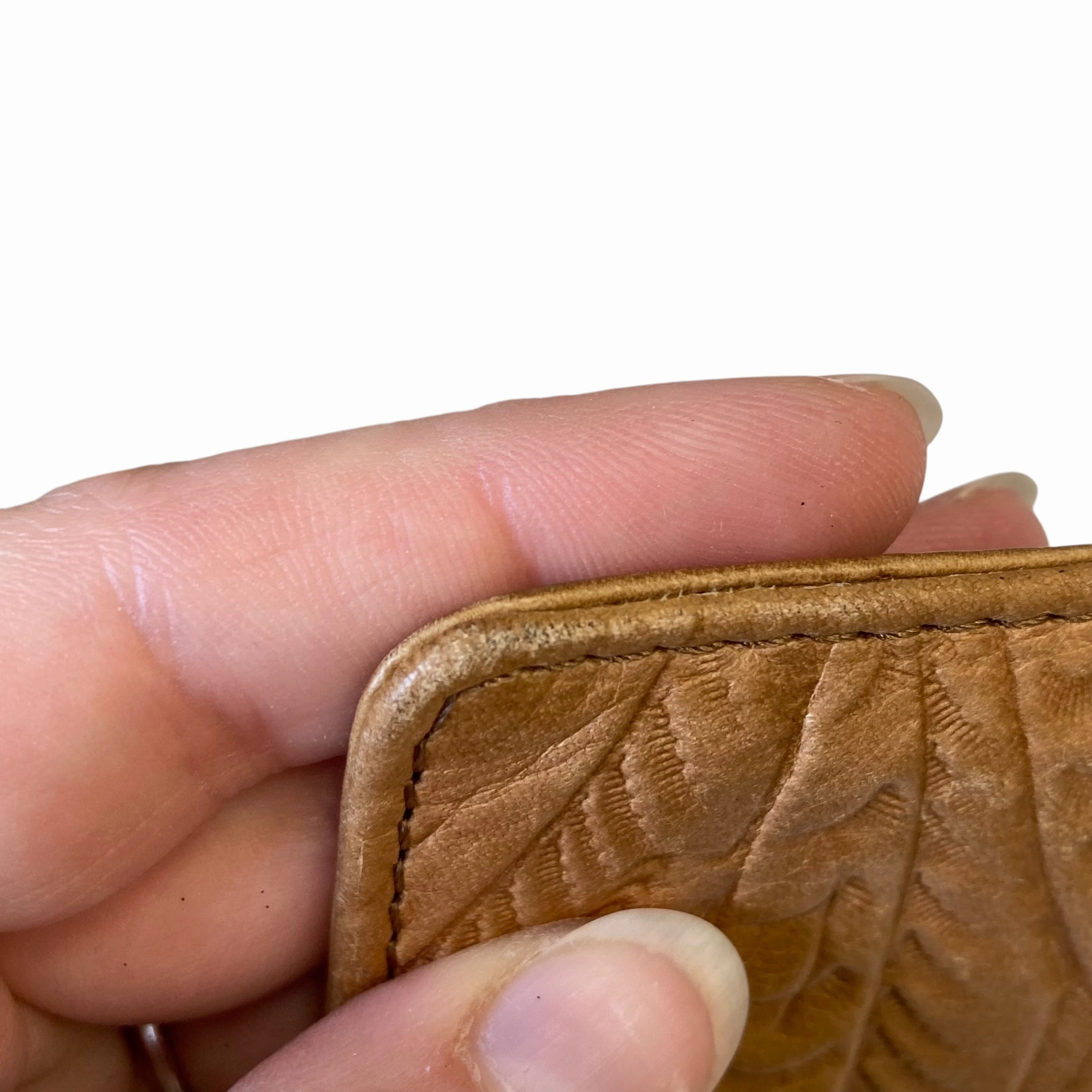 Wallet Leather By American Leather Company In Brown, Size:Small